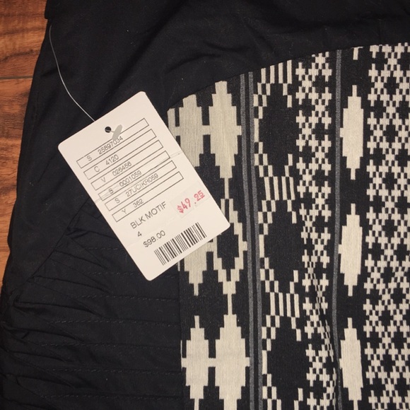 Floreat NWT Anthropologie size 4 skirt black NEW - Picture 8 of 9